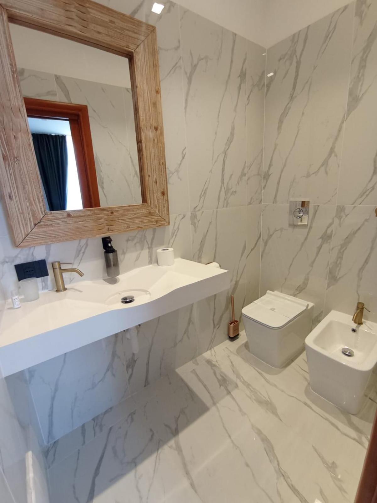 President Plaza Vip By Babylon Appartement Napels